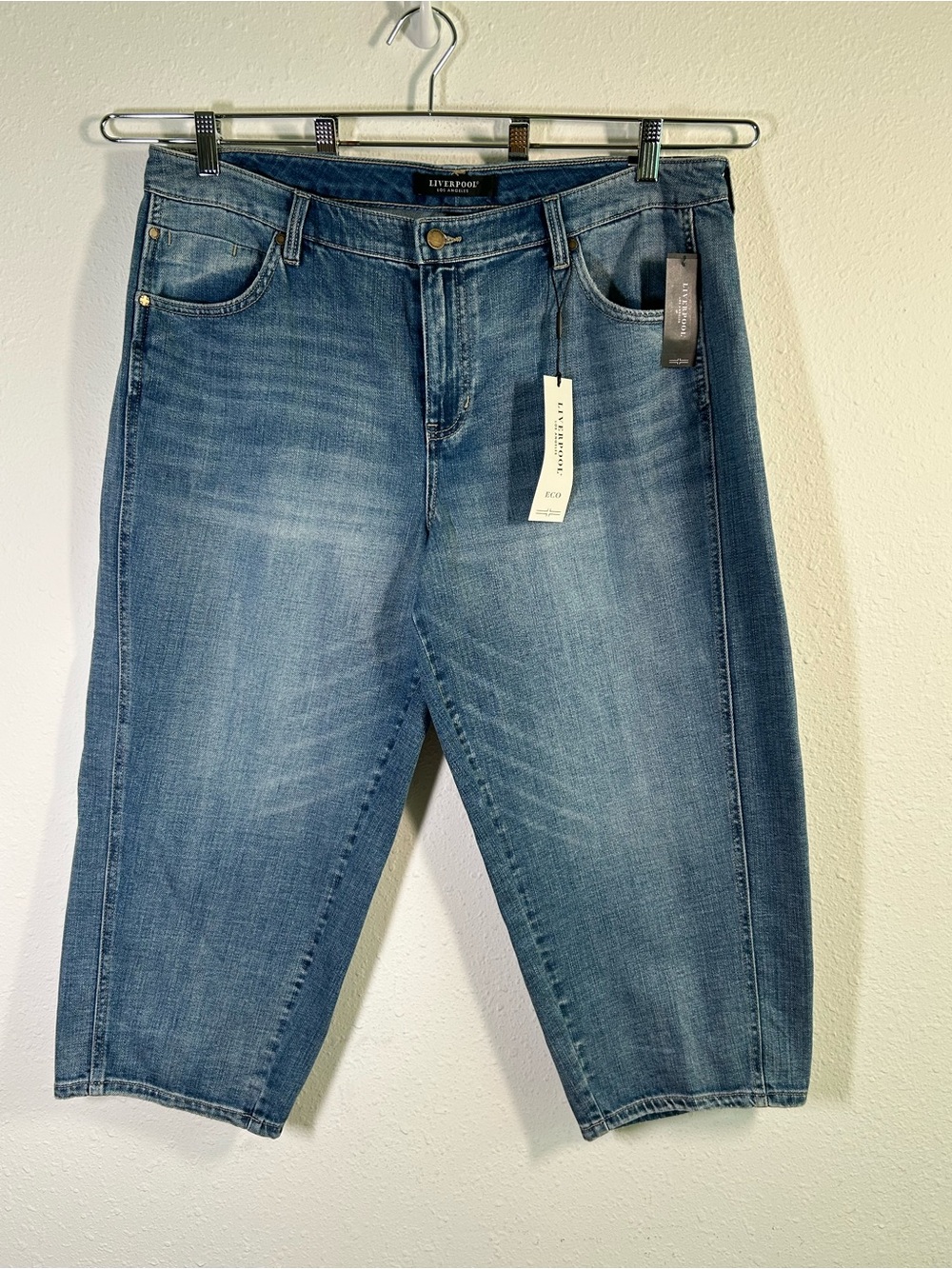 Liverpool Barrel Cropped Jeans Women's Size 16 / 33 Blue Denim Wide Leg